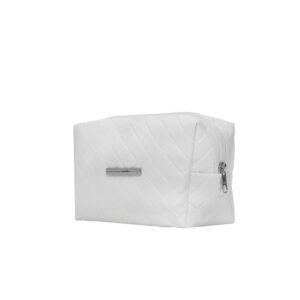 NECESSAIRE PUFF MATELASSÊ C/ DETALHE PRATA